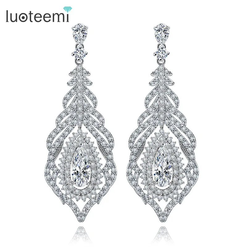 LUOTEEMI Luxury Micro Pave Cubic Zirconia Long Feather Earrings For Women High Quality Luxury Fashion Party Wedding Jewelry
LUOTEEMI Luxury Micro Pave Cubic Zirconia Long Feather Earrings For Women High Quality Luxury Fashion Party Wedding Jewelry