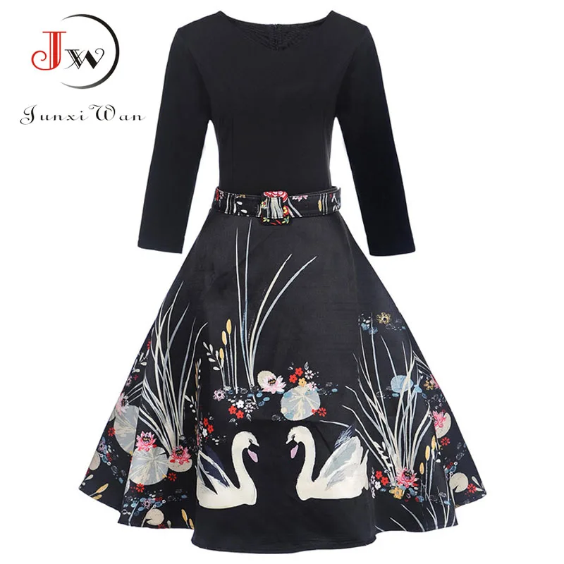 Plus Size Women Dress Vintage Zipper Floral Printed Tunic Big Swing 3/4 Sleeve Black Sexy V collar Party Dresses For Women
Plus Size Women Dress Vintage Zipper Floral Printed Tunic Big Swing 3/4 Sleeve Black Sexy V collar Party Dresses For Women
