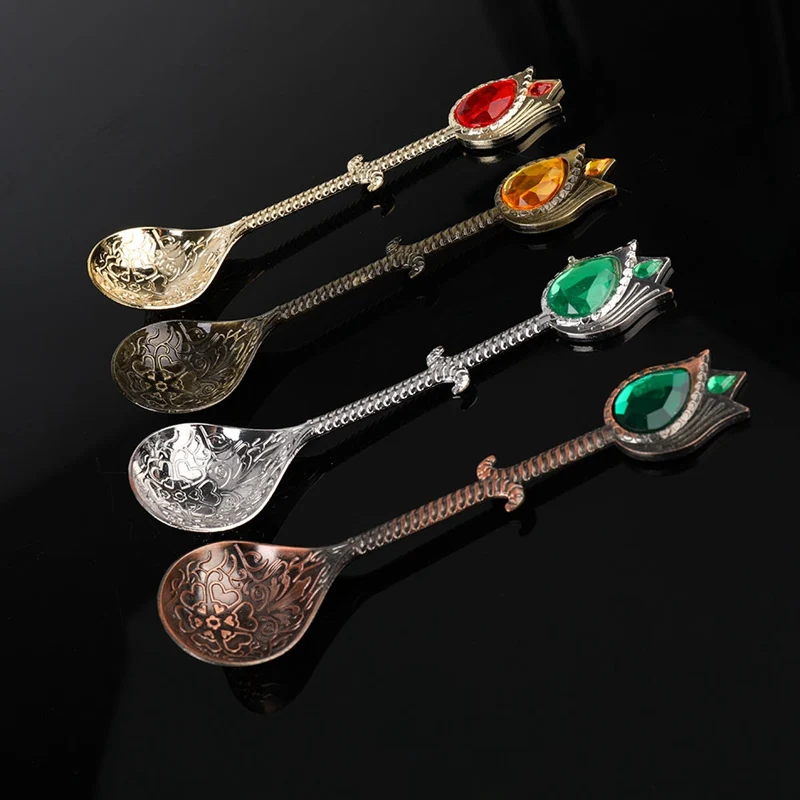 1Pcs Retro Vintage Style Metal Mini Coffee Scoop with Colorful Diamond Jelly Spoon Icecream Scoop (Diamond color random)
1Pcs Retro Vintage Style Metal Mini Coffee Scoop with Colorful Diamond Jelly Spoon Icecream Scoop (Diamond color random)