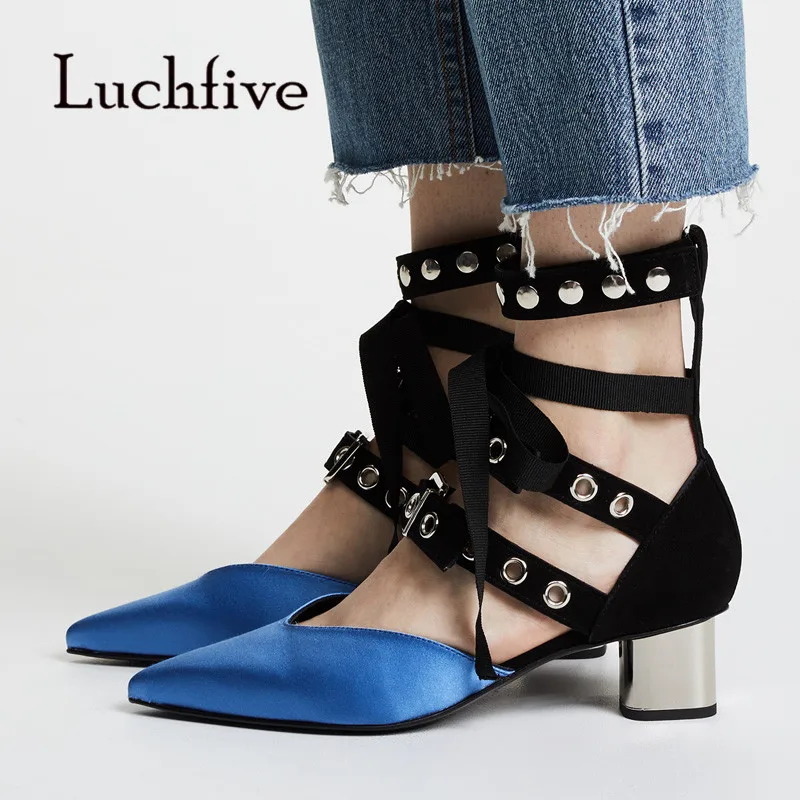 Fashion Cross-Tied Gladiator Sandals Women Pointed Toe Metal Rivet Luxury Silk Low Heel Ballet Shoes Woman Ankle Boots Summer
Fashion Cross-Tied Gladiator Sandals Women Pointed Toe Metal Rivet Luxury Silk Low Heel Ballet Shoes Woman Ankle Boots Summer
