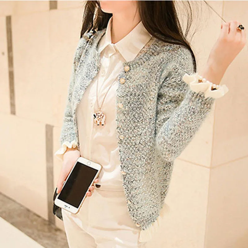 Hitz Korean small mushroom agaric single breasted sweater coat color shawl long sleeved knit cardigan female
Hitz Korean small mushroom agaric single breasted sweater coat color shawl long sleeved knit cardigan female