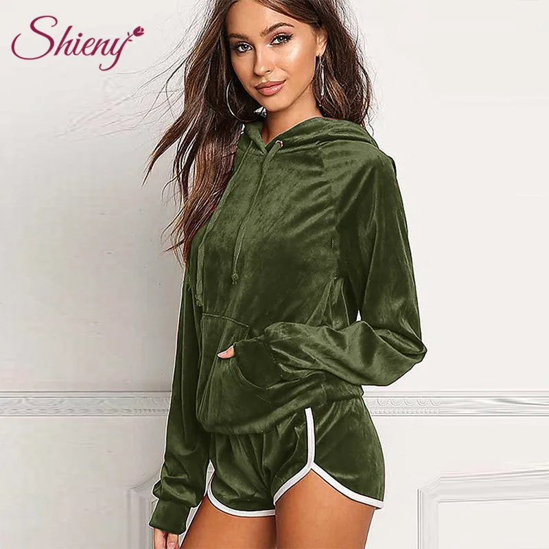 Shieny Women Velvet Tracksuit Set Long Sleeve Hoodie Sweat Suits Drawstring Sweatshirt Shorts Two Piece Sportswear Suits S-XL
Shieny Women Velvet Tracksuit Set Long Sleeve Hoodie Sweat Suits Drawstring Sweatshirt Shorts Two Piece Sportswear Suits S-XL