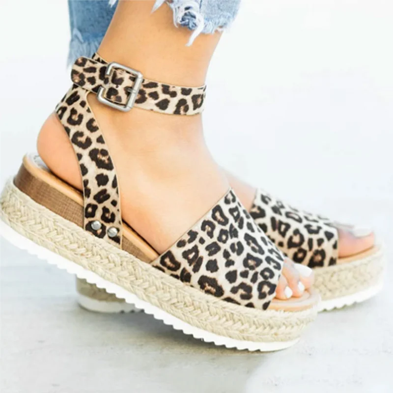 Women Open Toe Leopard Sandals Ankle Buckle Platform Female Suede Shoes Summer PU Leather Thick Bottom Sandal Plus Size Footwear
Women Open Toe Leopard Sandals Ankle Buckle Platform Female Suede Shoes Summer PU Leather Thick Bottom Sandal Plus Size Footwear