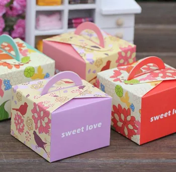 Gift Paper Box with Handle Party Favor flower Candy Bakery Cookie Biscuits Packaging Cardboard Boxes
Gift Paper Box with Handle Party Favor flower Candy Bakery Cookie Biscuits Packaging Cardboard Boxes
