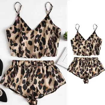 Womens Summer Two Piece Pajamas Set Sexy V-Neck Crop Top Drawstring Wide Leg Shorts Vintage Leopard Printed Sleepwear Loungewear
Womens Summer Two Piece Pajamas Set Sexy V-Neck Crop Top Drawstring Wide Leg Shorts Vintage Leopard Printed Sleepwear Loungewear