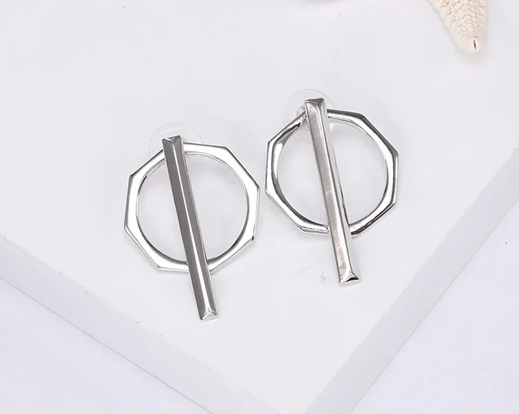 3908656023_2066873455