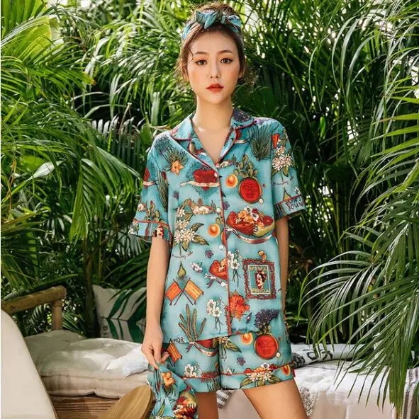 2018 Summer New Women Turn-down Collar Print Short Sleeve Short Pants Nightwear Sleepwear Home Clothes 2 Piece Pajama Sets
2018 Summer New Women Turn-down Collar Print Short Sleeve Short Pants Nightwear Sleepwear Home Clothes 2 Piece Pajama Sets