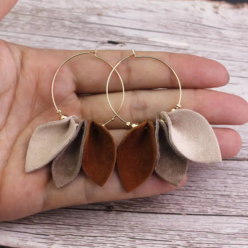 Trendy 12 Style Rainbow Soft Genuine leather Earrings 3 Layer Leaf-shape Geometric Leather Drop Earrings for Woman Jewelry
Trendy 12 Style Rainbow Soft Genuine leather Earrings 3 Layer Leaf-shape Geometric Leather Drop Earrings for Woman Jewelry