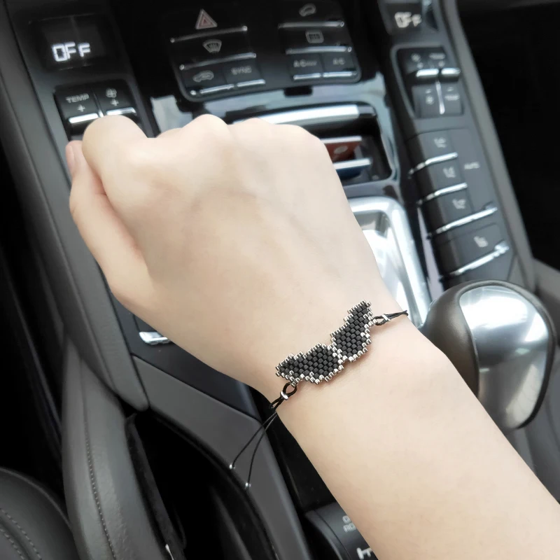 FAIRYWOO New Gothic Feather Bracelets Charm Miyuki Wing Silver Black Angel Drawstring Rope Bracelet Woman Kid Friendship Gifts
FAIRYWOO New Gothic Feather Bracelets Charm Miyuki Wing Silver Black Angel Drawstring Rope Bracelet Woman Kid Friendship Gifts