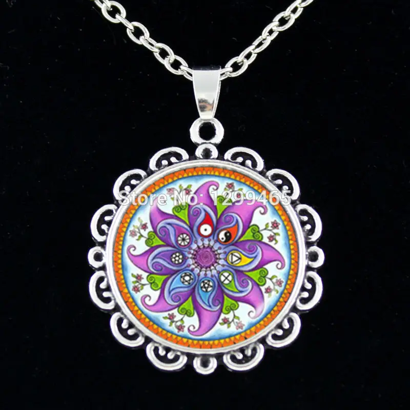 Wholesale Kaleidoscope Buddhism Mandala Necklace Art picture Glass Dome Vintage Neon colorful Mandala boho pendant C 219
Wholesale Kaleidoscope Buddhism Mandala Necklace Art picture Glass Dome Vintage Neon colorful Mandala boho pendant C 219