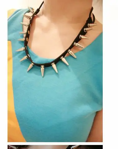 1 piece 2019 new style fashion pu leather punk summer headband metallic spike rivet
1 piece 2019 new style fashion pu leather punk summer headband metallic spike rivet