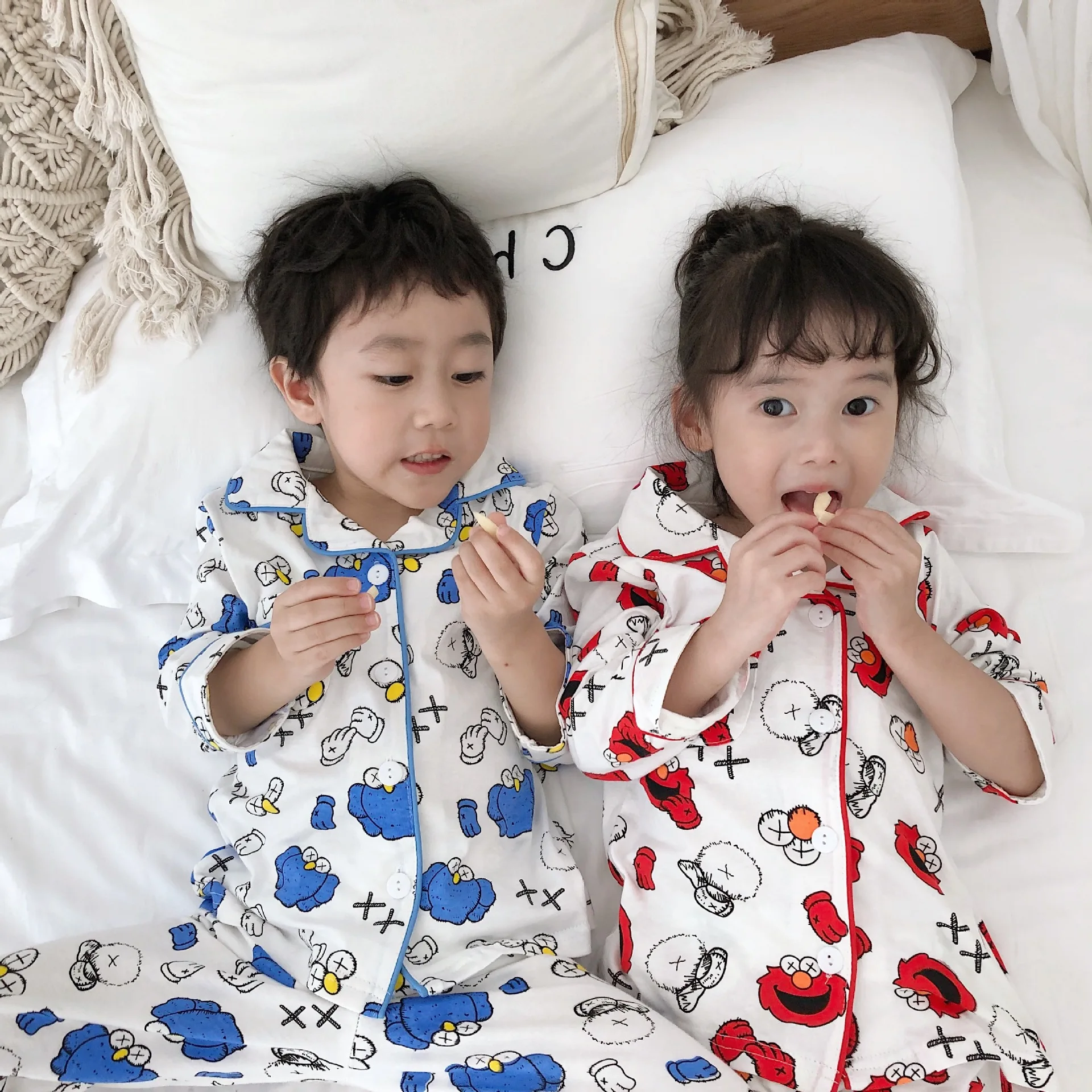 Spring Autumn toddler boy girl pajamas Boys girls nightwear long sleeve cartoon pattern cotton toddler christmas pajamas
Spring Autumn toddler boy girl pajamas Boys girls nightwear long sleeve cartoon pattern cotton toddler christmas pajamas