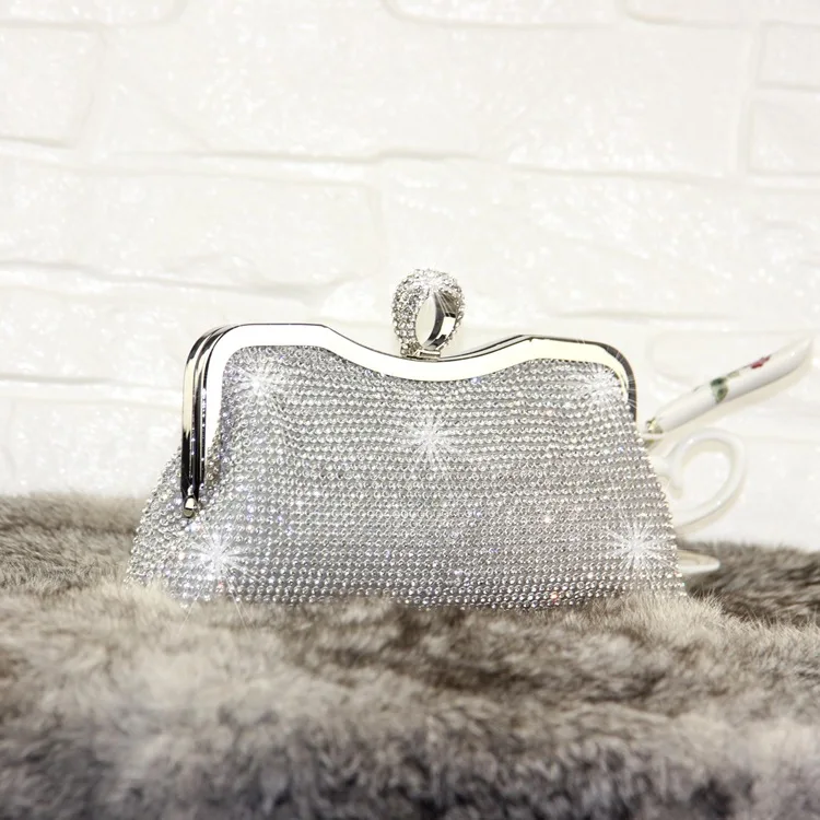 Women Diamond Clutch Bag Ring Dinner Party Handbag Dress Night Club Hand Bag Luxury Handbags Women Bags Designer Bolsa Feminina
Women Diamond Clutch Bag Ring Dinner Party Handbag Dress Night Club Hand Bag Luxury Handbags Women Bags Designer Bolsa Feminina