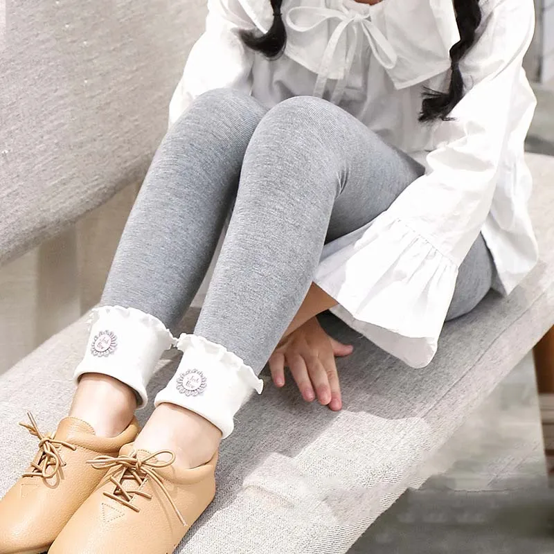 Kids legging girls pants autumn 2018 new leggings for girls fashion cartoon cotton warm leggings girls trousers children pants
Kids legging girls pants autumn 2018 new leggings for girls fashion cartoon cotton warm leggings girls trousers children pants