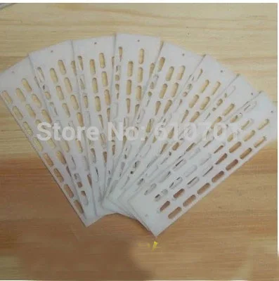 10Pcs 14x3.6cm Beehive Plastic Pollen Traps Free Shipping Anti-running To Prevent the Swarming Queen Isolation Piece
10Pcs 14x3.6cm Beehive Plastic Pollen Traps Free Shipping Anti-running To Prevent the Swarming Queen Isolation Piece