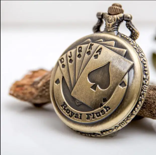 Wholesale 1 PCS send box Vintage large size Playing CARDS Quartz bronze Necklace pocket watches
Wholesale 1 PCS send box Vintage large size Playing CARDS Quartz bronze Necklace pocket watches