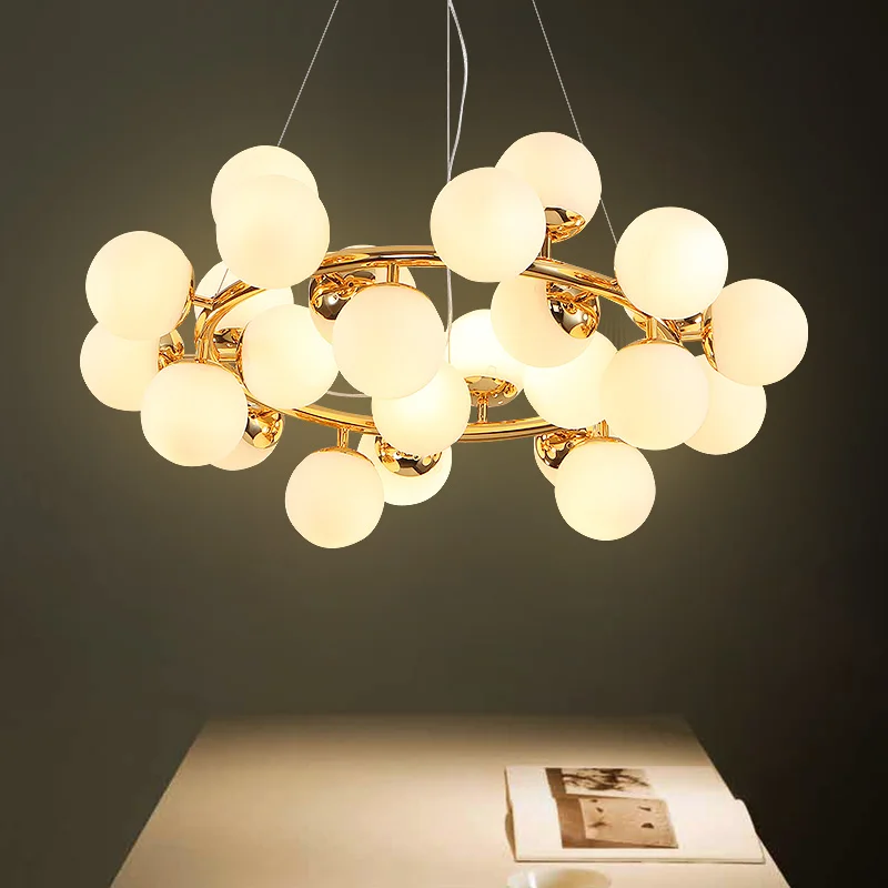 Postmodern LED chandelier Glass ball luminaires Nordic bedroom hanging lights living room suspended lamps restaurant lighting
Postmodern LED chandelier Glass ball luminaires Nordic bedroom hanging lights living room suspended lamps restaurant lighting