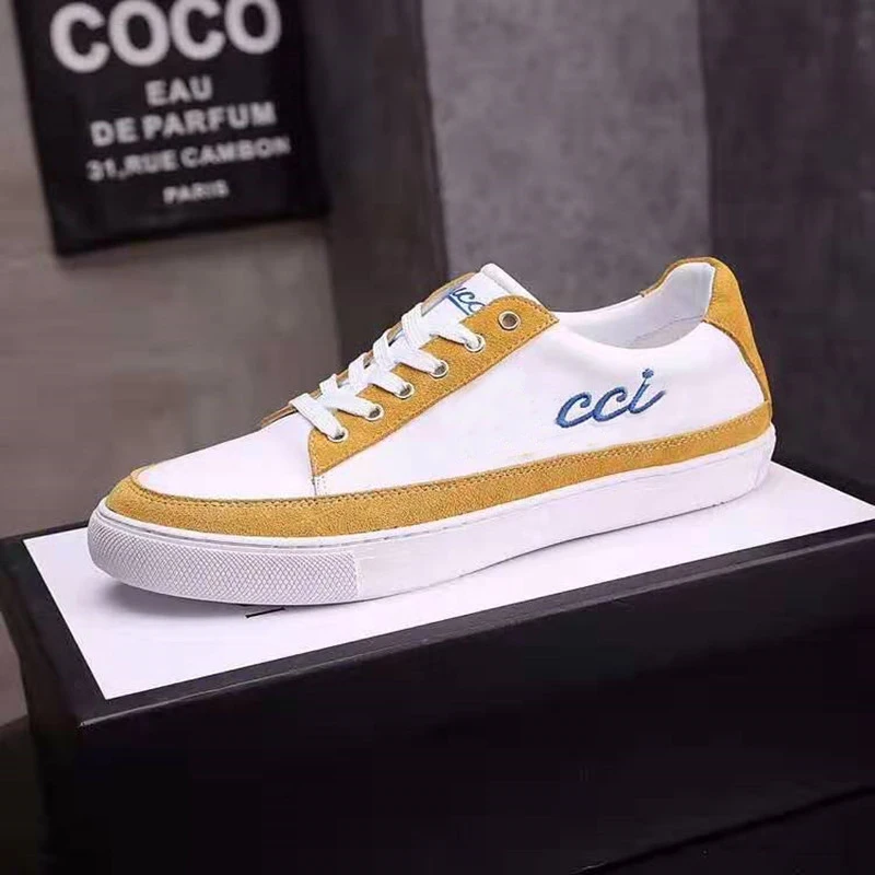 Luxury Brand Letter Embroidery Men's Flat Casual Shoes 2019 New Top Quality Designer Real Leather Comfortable 4 color Men Shoes
Luxury Brand Letter Embroidery Men's Flat Casual Shoes 2019 New Top Quality Designer Real Leather Comfortable 4 color Men Shoes