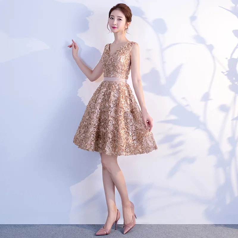 Bride Party Dress Oriental Women Elegant Slim Cheongsam Fashion Chinese Style Wedding Long Qipao Luxury Robe Vestido S-XXL
Bride Party Dress Oriental Women Elegant Slim Cheongsam Fashion Chinese Style Wedding Long Qipao Luxury Robe Vestido S-XXL