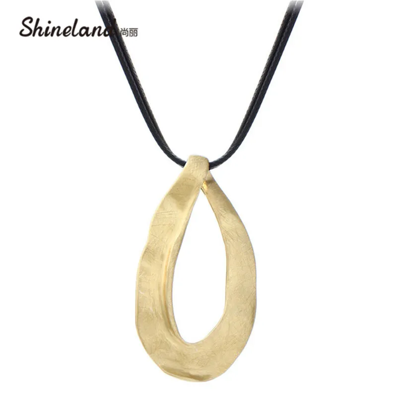 Shineland Hot Promotion Fashion Double PU Leather Silver Gold-color Polished Oval Pendant Unique Drawing Necklace For Women Men
Shineland Hot Promotion Fashion Double PU Leather Silver Gold-color Polished Oval Pendant Unique Drawing Necklace For Women Men