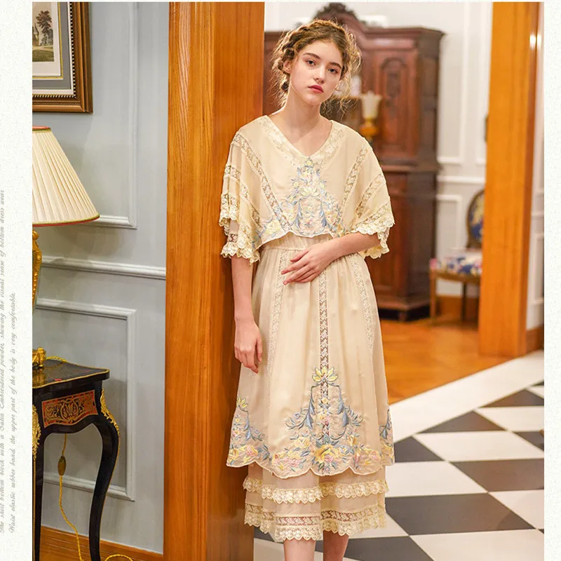 Spring Summer Women Victoria Vintage Midi Dress Ladies Retro Elegant Original Design Exquisite Embroidery Lace Patchwork Dresses
Spring Summer Women Victoria Vintage Midi Dress Ladies Retro Elegant Original Design Exquisite Embroidery Lace Patchwork Dresses