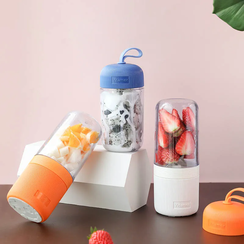 400ML Portable Juicer Fruit Vegetable Juicing Machine Juice Cup Vitamins Juicer Extractor 4 Blades USB Charging
400ML Portable Juicer Fruit Vegetable Juicing Machine Juice Cup Vitamins Juicer Extractor 4 Blades USB Charging