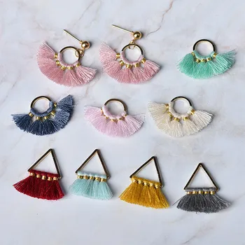 New Arrival 20pcs/lot 18*25mm Round Triangle Shape Cotton Tassel Charms Floating Pendants Fit Earring Necklace Keyring Ornaments
New Arrival 20pcs/lot 18*25mm Round Triangle Shape Cotton Tassel Charms Floating Pendants Fit Earring Necklace Keyring Ornaments