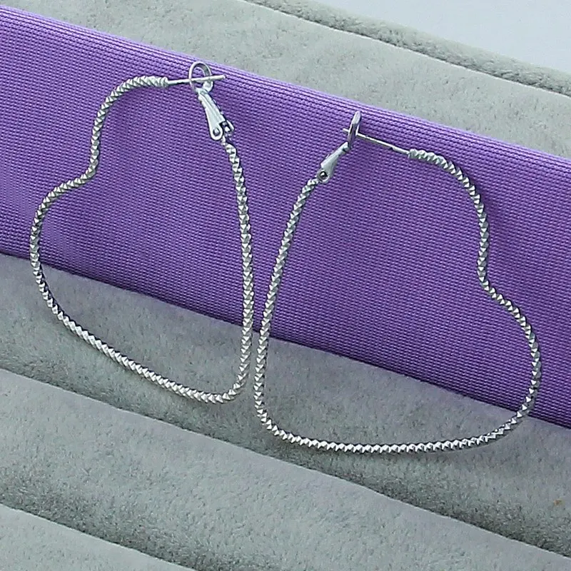 Best Selling Vintage 925 Sterling Silver Jewelry Fashion Heart-Shape Big Hoop Earring Female Women Gift
Best Selling Vintage 925 Sterling Silver Jewelry Fashion Heart-Shape Big Hoop Earring Female Women Gift