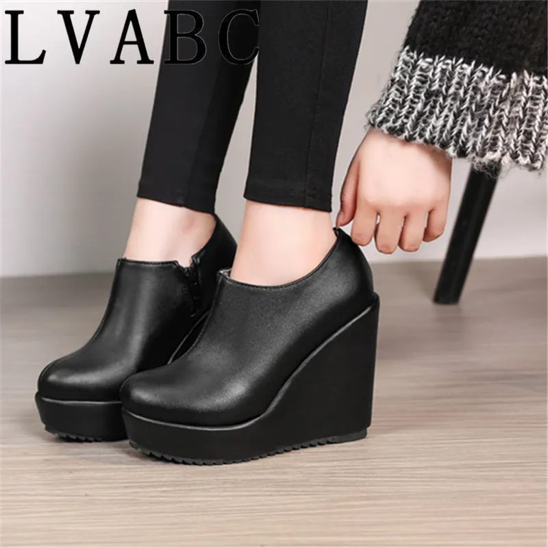 LVABC 2018 Autumn Winter New Stylish Women Ankle Boots Sexy Platform Round Toe Wedges Boots Woman Ankle Boots Plus size 32-43
LVABC 2018 Autumn Winter New Stylish Women Ankle Boots Sexy Platform Round Toe Wedges Boots Woman Ankle Boots Plus size 32-43