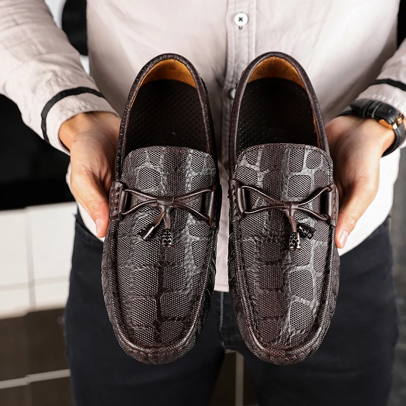 Casual Shoes Men Office Pig Leather Brown Black Loafers Men Spring Summer Man Casual Shoes Slip-On Luxury Fashion Loafers
Casual Shoes Men Office Pig Leather Brown Black Loafers Men Spring Summer Man Casual Shoes Slip-On Luxury Fashion Loafers