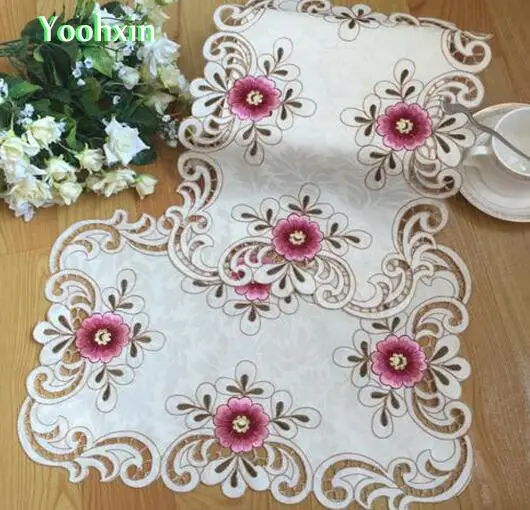 HOT satin table place mat cloth lace embroidered pad cup mug drink coaster dining dish placemat coffee doily Christmas kitchen
HOT satin table place mat cloth lace embroidered pad cup mug drink coaster dining dish placemat coffee doily Christmas kitchen