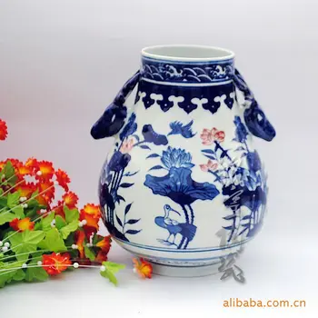 The supply of high-end antique statue of tau blue and white underglaze blue and white painted crafts 10011#
The supply of high-end antique statue of tau blue and white underglaze blue and white painted crafts 10011#