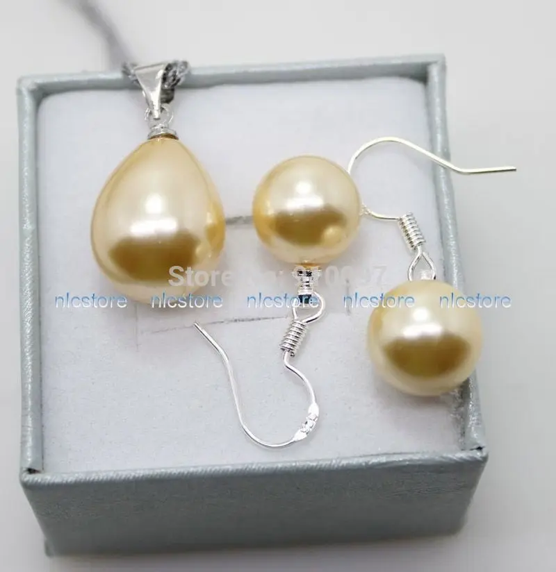 LHX54012>>set 10-12*16mm golden mother of pearl shell hook earring pendant necklac
LHX54012>>set 10-12*16mm golden mother of pearl shell hook earring pendant necklac