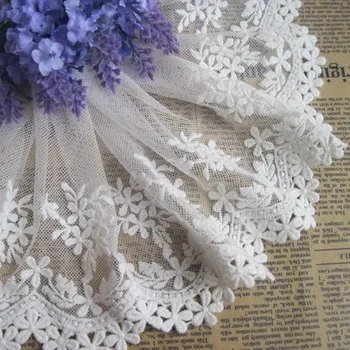 19yards/lot 13cm mesh cotton lace Cute flower design embroidered trimming for DIY Garment accessories
19yards/lot 13cm mesh cotton lace Cute flower design embroidered trimming for DIY Garment accessories