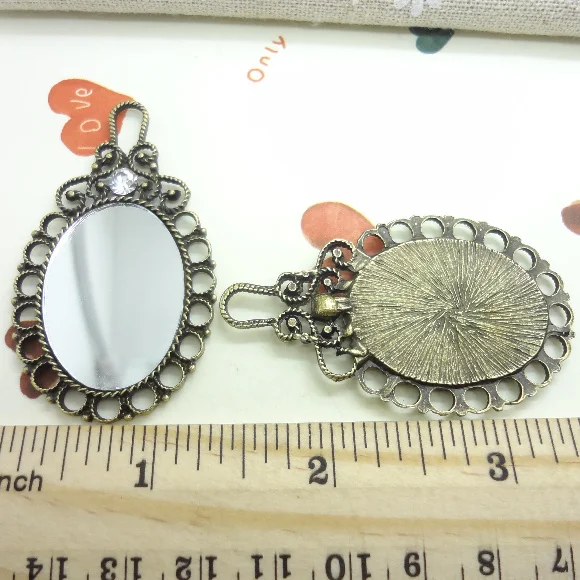 2pcs Charms Mirror Pendant Bright Antique bronze Zinc Alloy Fit Bracelet Necklace DIY Metal Jewelry Findings
2pcs Charms Mirror Pendant Bright Antique bronze Zinc Alloy Fit Bracelet Necklace DIY Metal Jewelry Findings