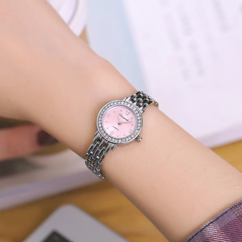 2018 women ladies dress Hand catenary bracelet quartz wristwatches girls fashion casual diamond luxury electronic watches clock
2018 women ladies dress Hand catenary bracelet quartz wristwatches girls fashion casual diamond luxury electronic watches clock