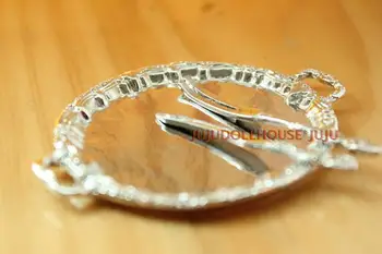 MINI doll house Mini Siwan clay scene with a silver tray with a large cake knife and fork
MINI doll house Mini Siwan clay scene with a silver tray with a large cake knife and fork