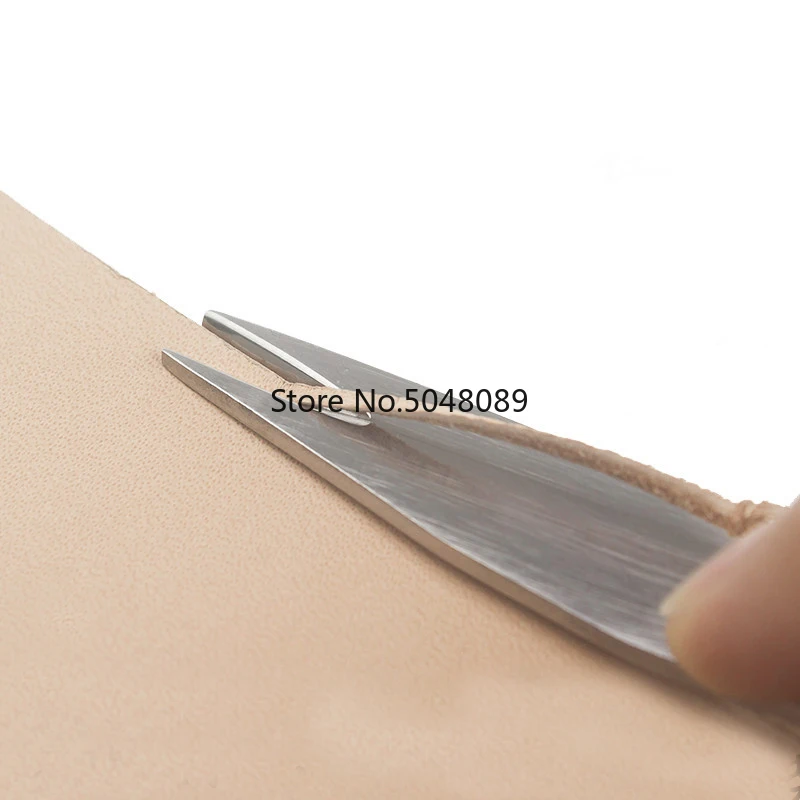 1pc Leathercraft Tool Leather Strip Strap Cutter Craft Hand Tools DIY Leather Cutting Tool
1pc Leathercraft Tool Leather Strip Strap Cutter Craft Hand Tools DIY Leather Cutting Tool