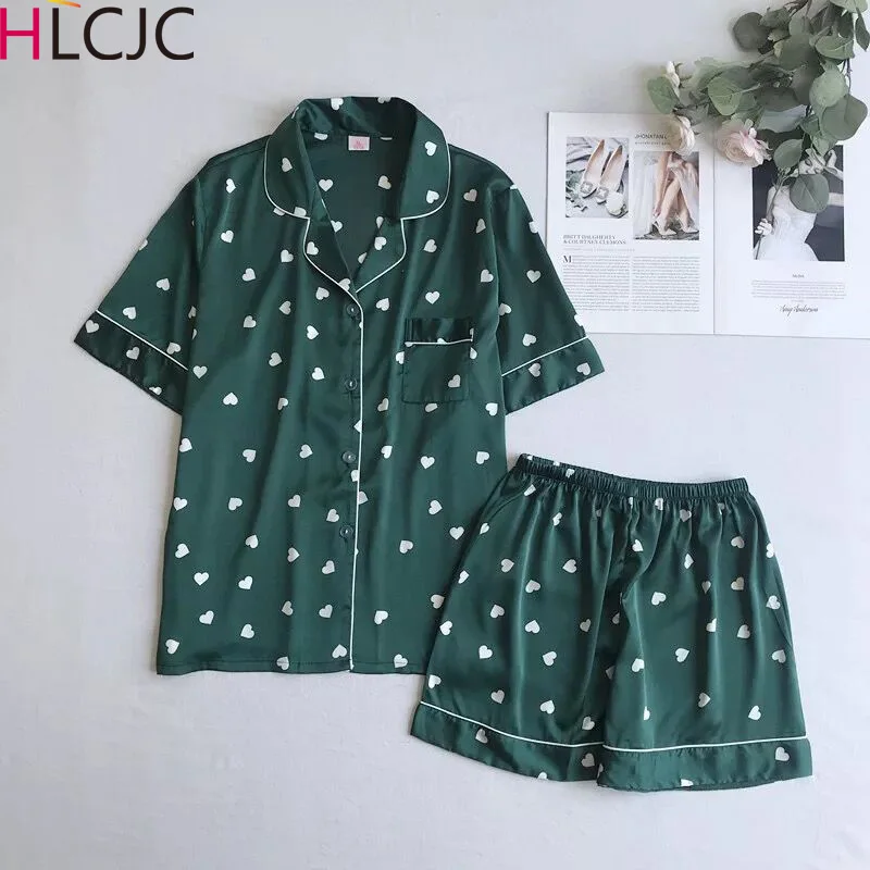 Women Pajamas Satin Silk Pyjamas Ladies Short Sleeve Sexy Summer Sleepwear Female Pajamas for Women 2pcs Print Pajama Set Loose
Women Pajamas Satin Silk Pyjamas Ladies Short Sleeve Sexy Summer Sleepwear Female Pajamas for Women 2pcs Print Pajama Set Loose