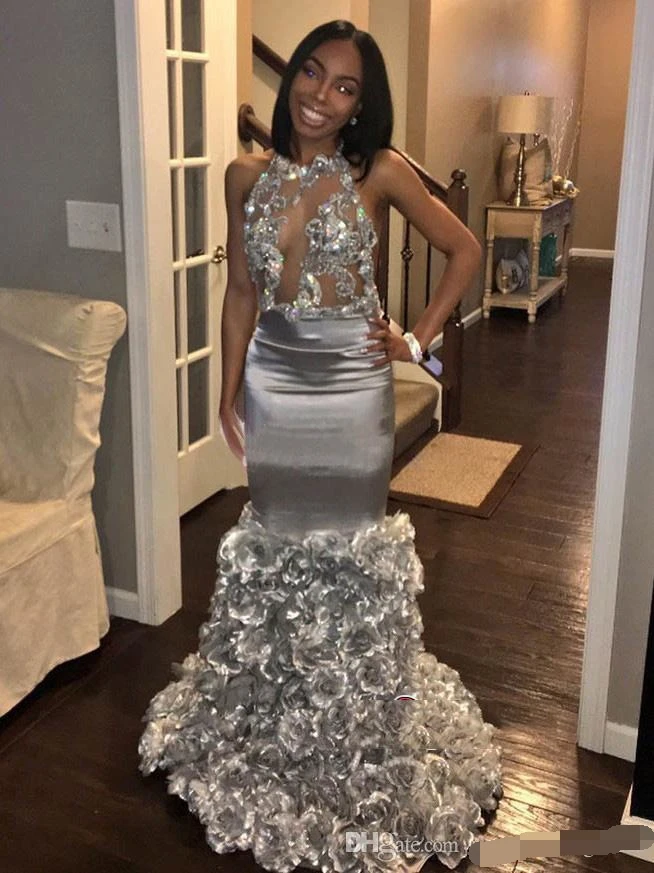 2019 Sexy Silver Evening Dress With Lace Applique Sleeveless Mermaid Prom Dresses With Rose Flowers Custom Made Formal dress
2019 Sexy Silver Evening Dress With Lace Applique Sleeveless Mermaid Prom Dresses With Rose Flowers Custom Made Formal dress