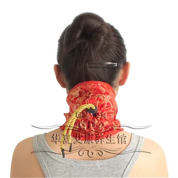 Smoked portable moxibustion box moxa wormwood single box appliance Zusanli dedicated cervical joints
Smoked portable moxibustion box moxa wormwood single box appliance Zusanli dedicated cervical joints