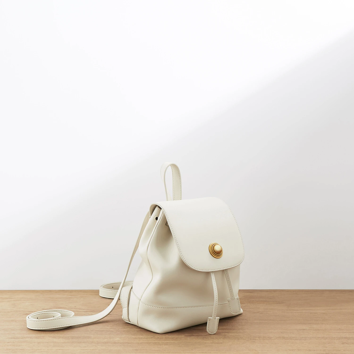 Genuine Leather Both Shoulders Bag Woman Package 2019 Concise Joker Western Style Ma'am Backpack geometric doughnut girl bagpack
Genuine Leather Both Shoulders Bag Woman Package 2019 Concise Joker Western Style Ma'am Backpack geometric doughnut girl bagpack