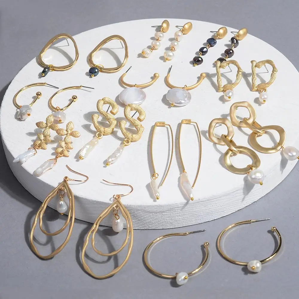 Luxury Shell Pearl Earrings For Women 2019 New European and America Styles Dollars Geometric Drop Dangle Earring Fashion Jewelry
Luxury Shell Pearl Earrings For Women 2019 New European and America Styles Dollars Geometric Drop Dangle Earring Fashion Jewelry