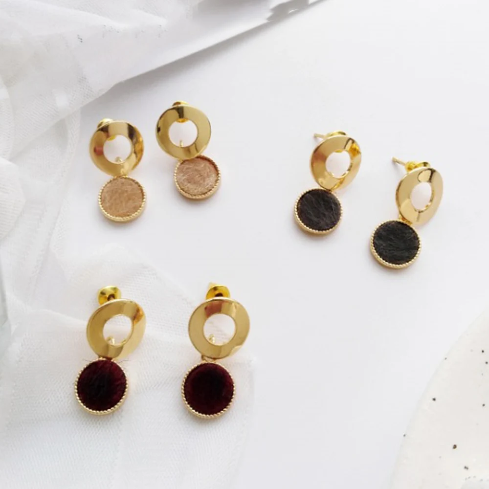 Chadestinty Gold Color Geometric Round Stud Earrings For Women Bridal Jewelry Earings Simple Retro Ear Jewellery oorbellen
Chadestinty Gold Color Geometric Round Stud Earrings For Women Bridal Jewelry Earings Simple Retro Ear Jewellery oorbellen
