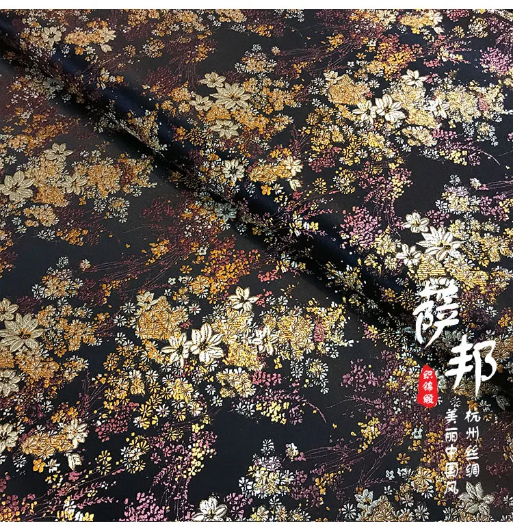 black gold flowers satin fabric imitate silk Brocade Fabric Damask Jacquard Apparel Costume Upholstery Furnishing tissu 72*50cm
black gold flowers satin fabric imitate silk Brocade Fabric Damask Jacquard Apparel Costume Upholstery Furnishing tissu 72*50cm