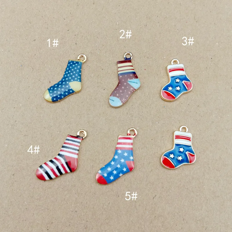 10pcs 24x11mm DIY jewelry making ornament enamel stockings sock charms for Earrings bracelet necklace Pendant handmade material
10pcs 24x11mm DIY jewelry making ornament enamel stockings sock charms for Earrings bracelet necklace Pendant handmade material