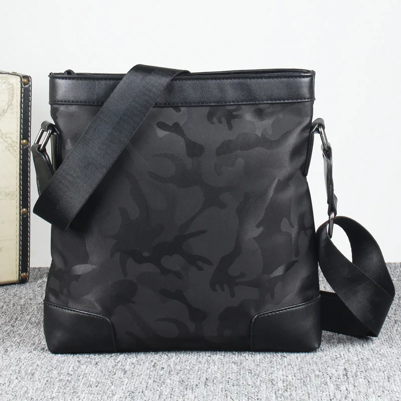 Brand Men bag 2018 fashion men' shoulder bags high quality casual messenger bag business men's travel bags for male
Brand Men bag 2018 fashion men' shoulder bags high quality casual messenger bag business men's travel bags for male