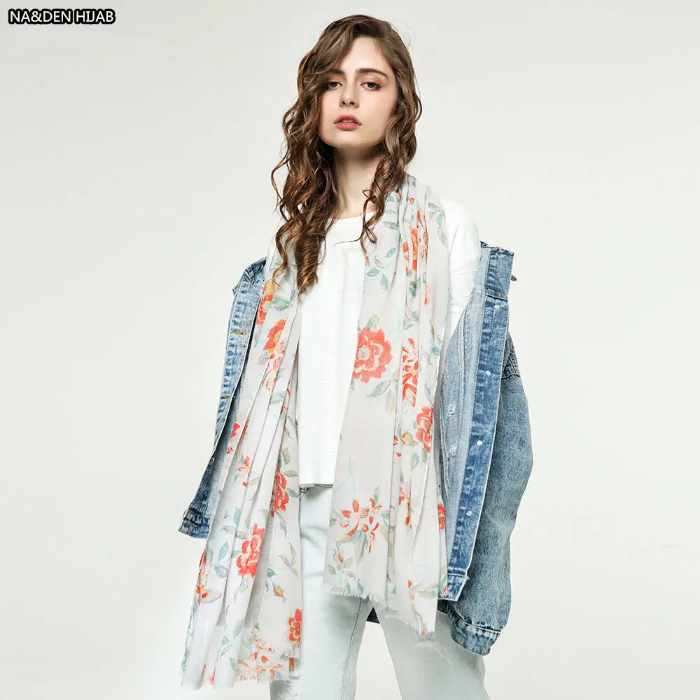 2019 NEW fashion luxury brand summer women scarves flower Print Cotton Blends muslin hijab scarf 10pcs/lot
2019 NEW fashion luxury brand summer women scarves flower Print Cotton Blends muslin hijab scarf 10pcs/lot