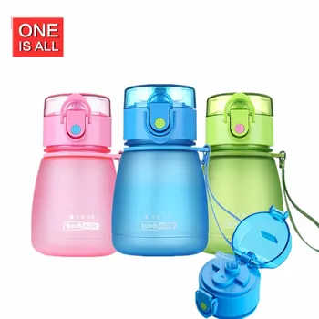 ONEISALL plastic water Bottle for kids feeding Bottle with Straw Handle portable Children water bottle leak-poof BPA Free
ONEISALL plastic water Bottle for kids feeding Bottle with Straw Handle portable Children water bottle leak-poof BPA Free