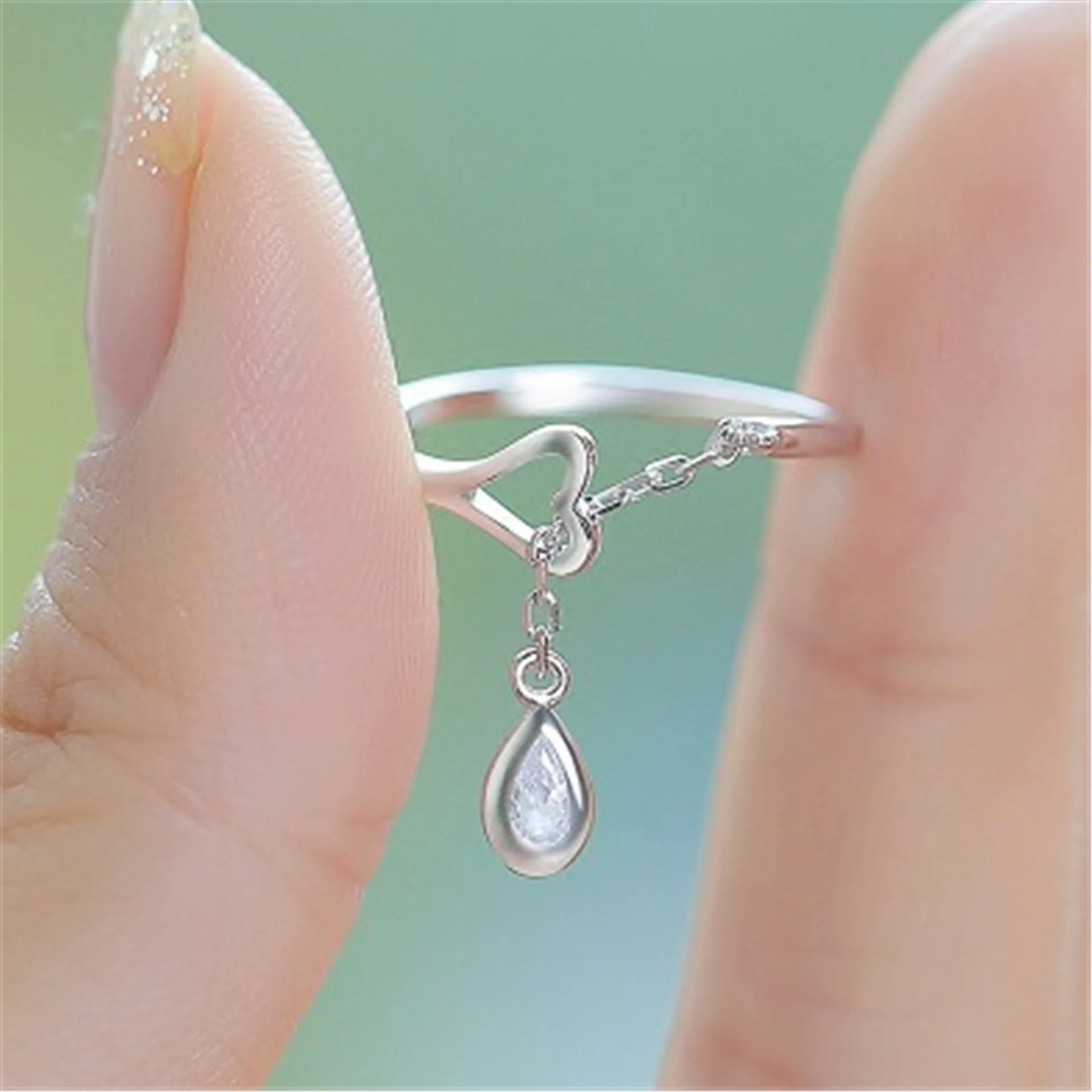 Fashion Jewelry Silver Rings Raindrop/waterdrop Ring for Women/men Love Heart Drop Shopping Silver Plated Aneis Bijouterie
Fashion Jewelry Silver Rings Raindrop/waterdrop Ring for Women/men Love Heart Drop Shopping Silver Plated Aneis Bijouterie